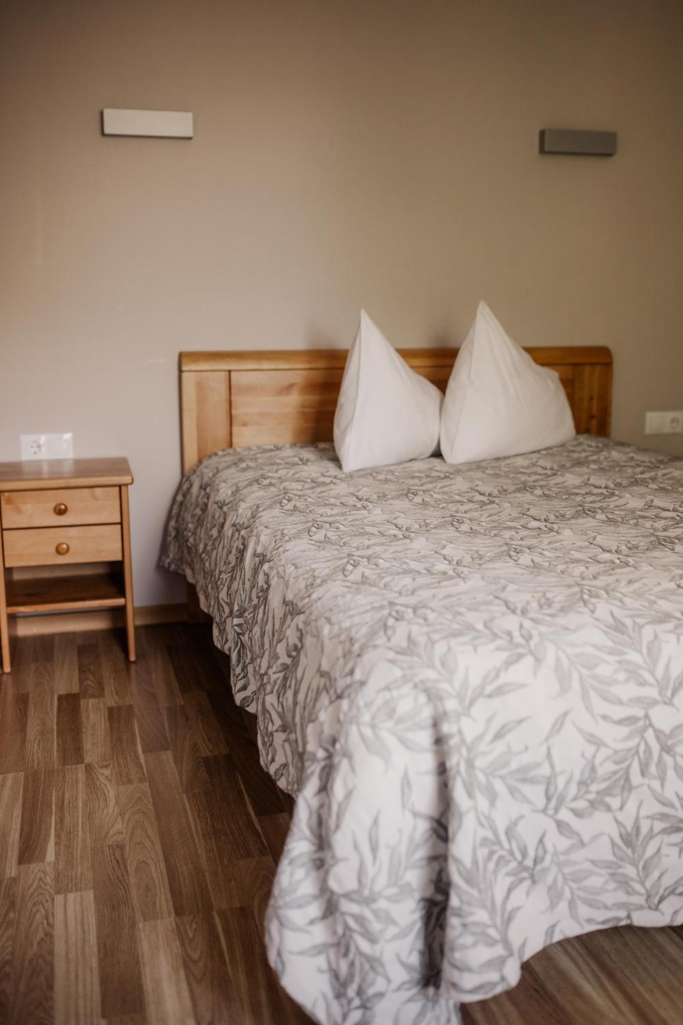 Aparthotel Saules Iela 2A Saldus Esterno foto